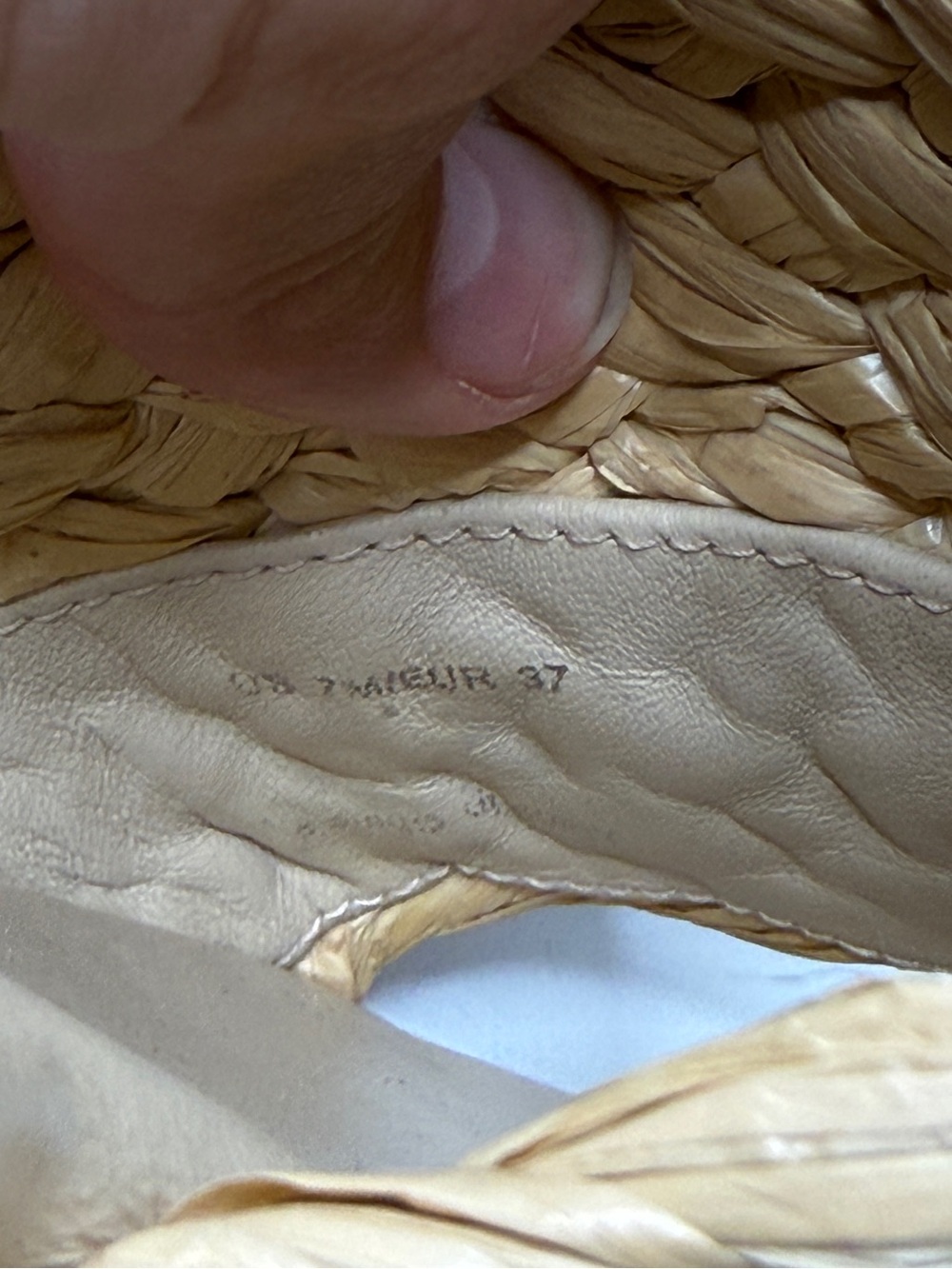 Vince Rumi Braided Slide Sandals Tan Woven Strap Size 7 - Picture 10 of 10